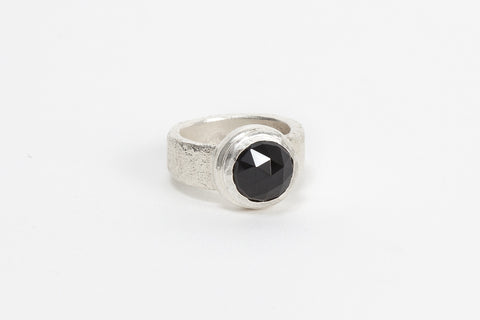 Silver Top Cocktail Ring - Onyx